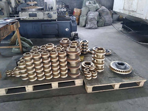 硬齒面圓柱齒輪減速機(jī)降噪設(shè)計(jì)